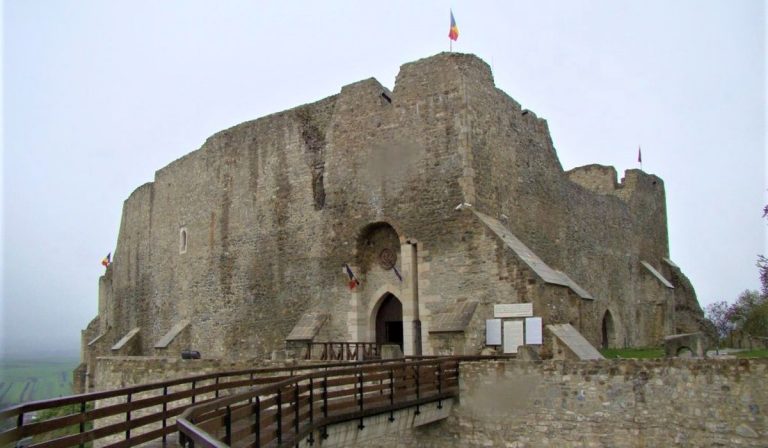 Cetatea Neamțului – mândră pe malurile Ozanei de peste 600 ani!