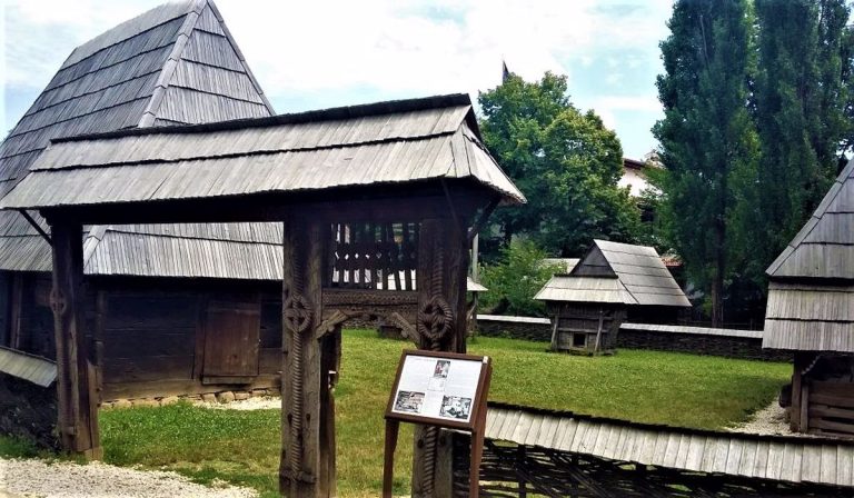 Muzeul Național al Satului „Dimitrie Gusti” – O insulă a satului românesc în inima metropolei | Ghid complet 2026