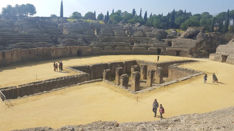 italica dragonpit