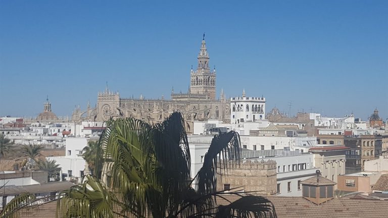 TOP 9 orașe SUPERBE din Spania, perfecte pentru un city break!