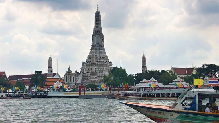 wat arun bangkok