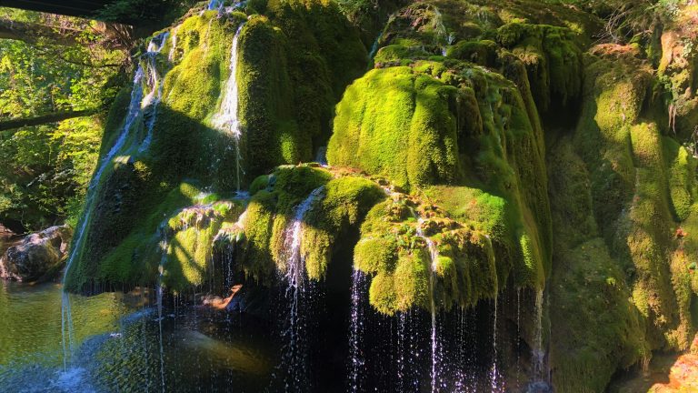 Traseu de 5 zile prin România: Cazanele Dunării, Cheile Nerei și Alba Iulia!