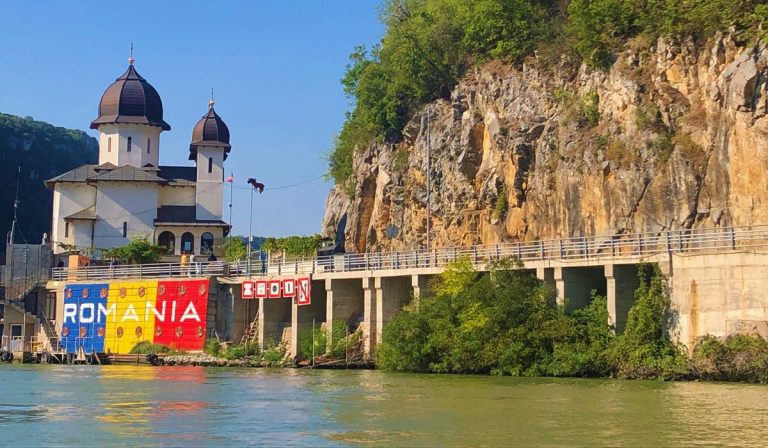 mănăstirea mraconia