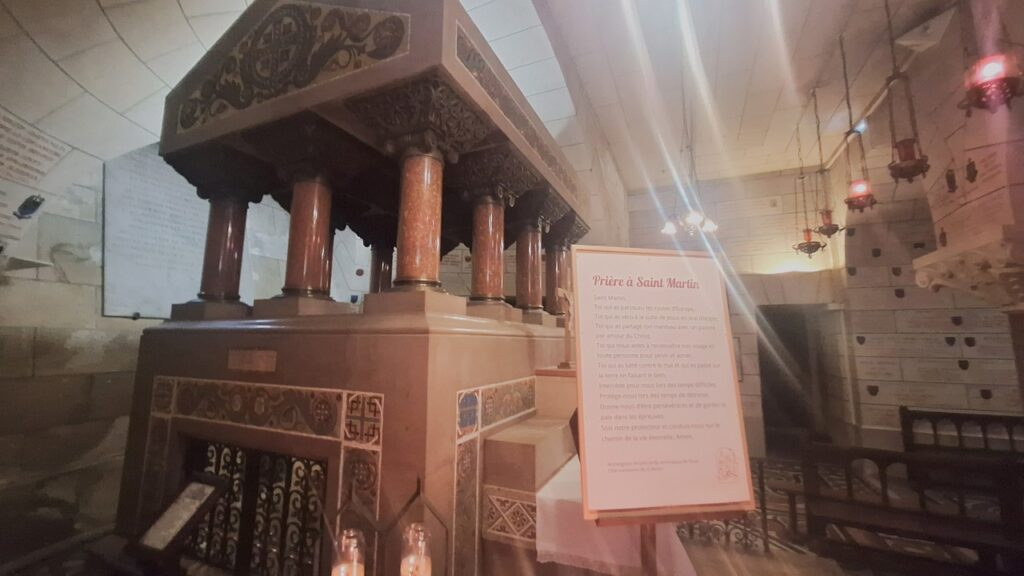 st martin tomb tours