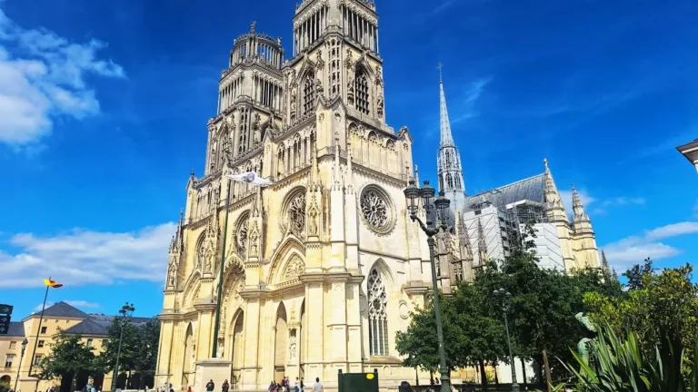 Orléans – orașul Ioanei d’Arc și poarta către Valea Loarei